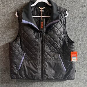 Bass Outdoor Men’s Black Quilted Vest with Zip Pockets XL